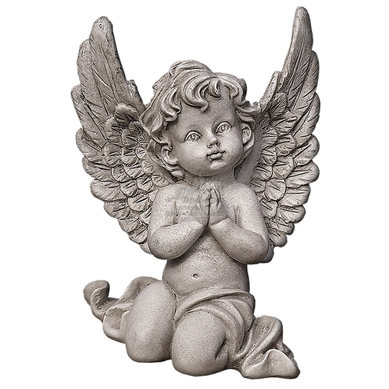 Ангел с молитвенно сложенными руками, детский образ, светлый тон